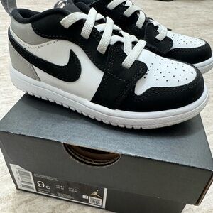 Nike Air Jordan Low | Toddler 9C